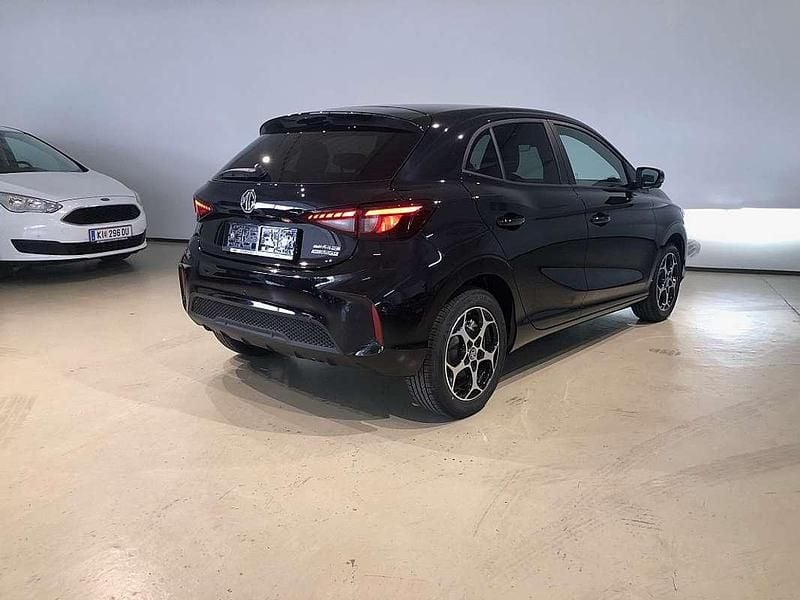 Neu MG MG3 Luxury 102 PS (75 kW) 2025 Schwarz Kleinwagen