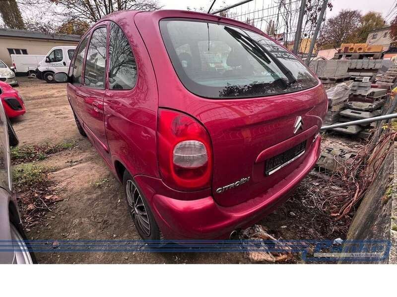 Gebraucht Citroën Xsara Picasso 116 PS (85 kW) 2003 Rot Van / Kleinbus