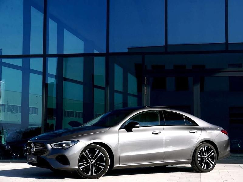 Gebraucht Mercedes CLA180 150 PS (110 kW) 2024 Silber Limousine