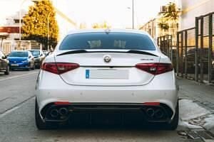 Gebraucht Alfa Romeo Giulia Quadrifoglio 510 PS (375 kW) 2017 Weiß Limousine