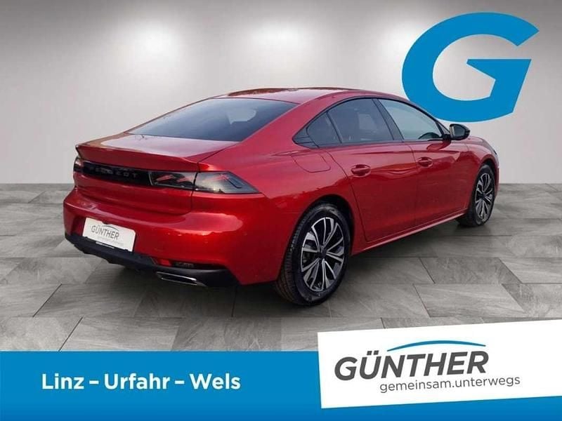 Gebraucht Peugeot 508 Allure 131 PS (96 kW) 2024 Rot Limousine
