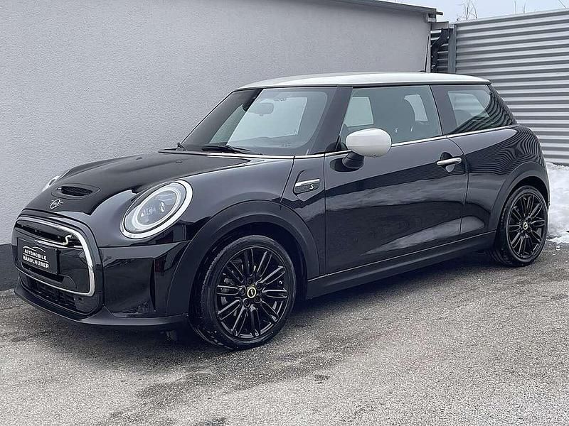 Schwarz Gebraucht 2021 Mini Cooper S Kleinwagen | € 18.980 (Fairer Preis) - Bild 1/4