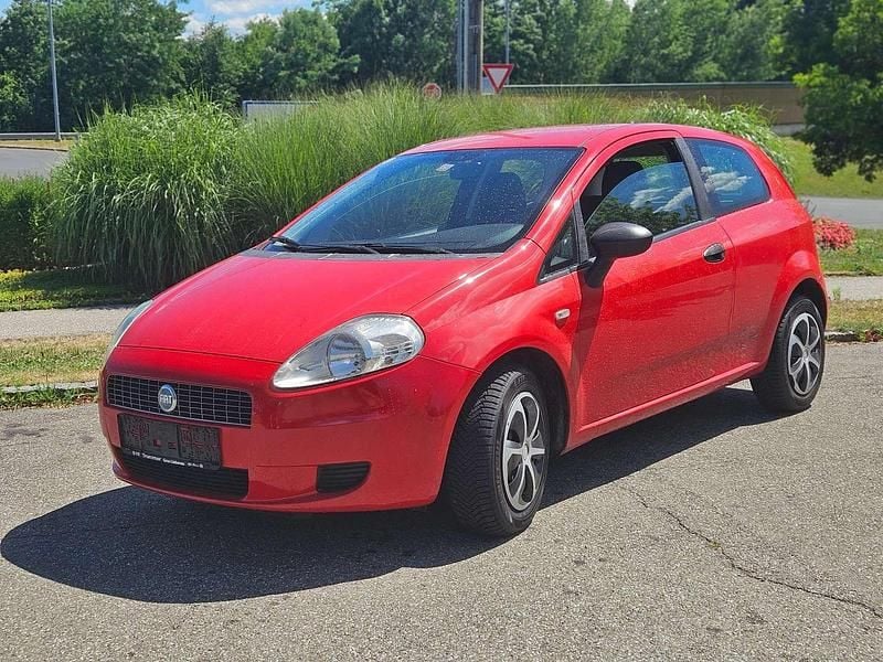 Rot Gebraucht 2007 Fiat Punto Kleinwagen | € 3.250 - Bild 1/4