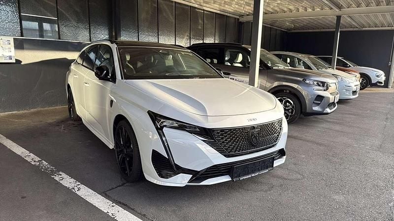 Weiß Neu 2025 Peugeot 308 Kombi | € 35.900 - Bild 1/4