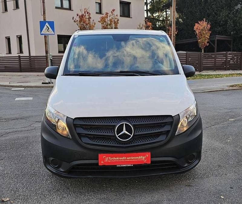 Gebraucht Mercedes Vito 114 PS (83 kW) 2017 Weiß Van