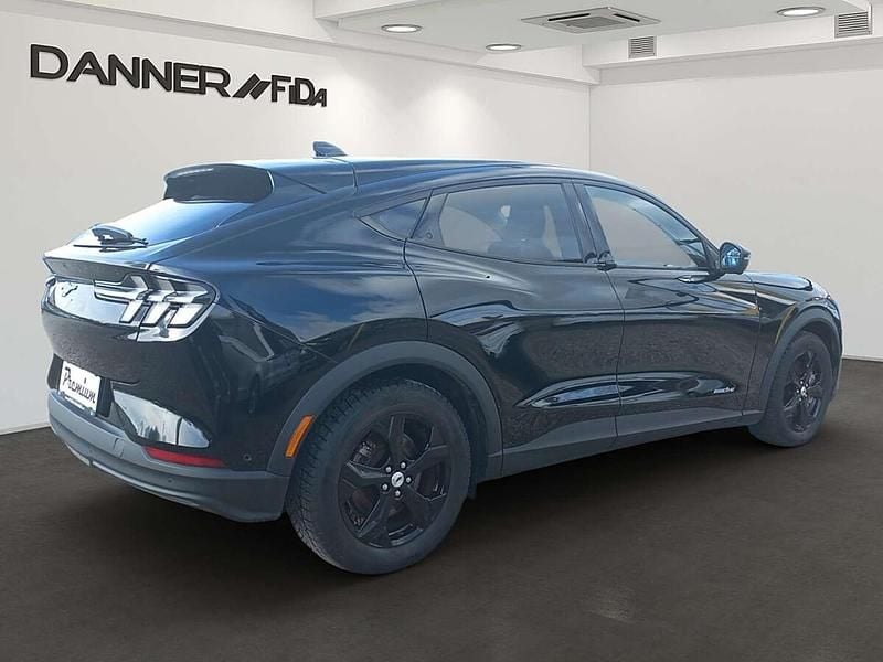 Gebraucht Ford Mustang Mach-E Standard Range 197 kW (269 PS) 2022 Schwarz SUV