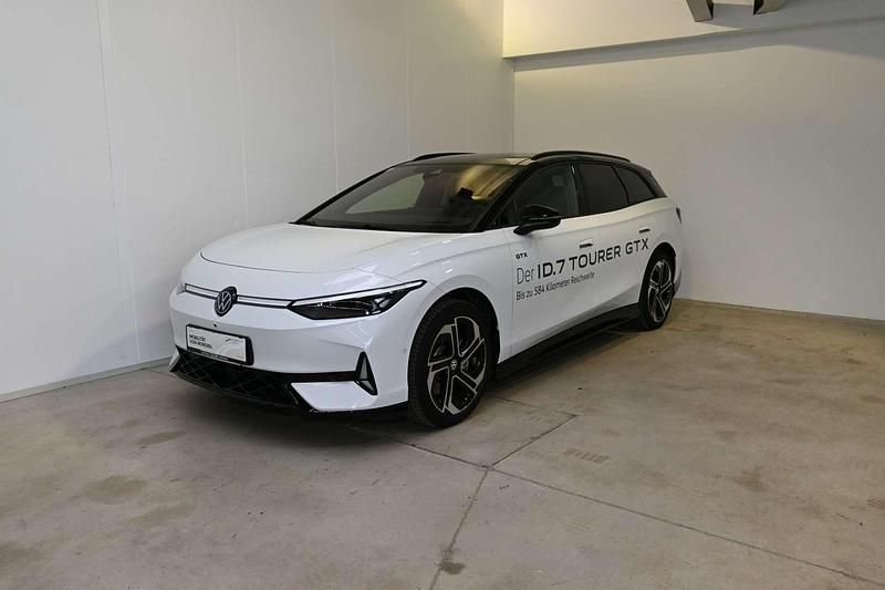 Weiss normal Gebraucht 2025 VW ID.7 GTX Kombi | € 62.990 (Teuer) - Bild 1/4