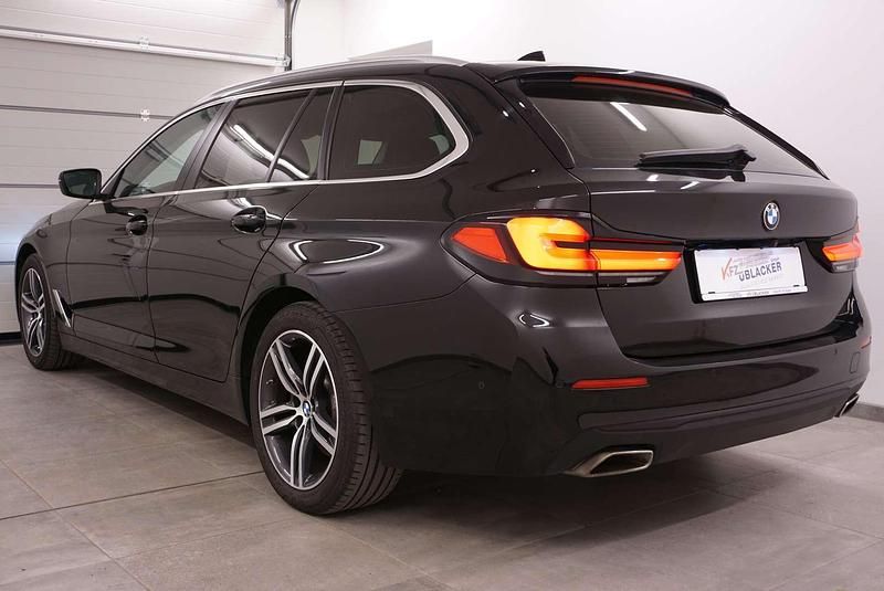 Gebraucht BMW 520 Sport Line 190 PS (139 kW) 2020 Schwarz Kombi