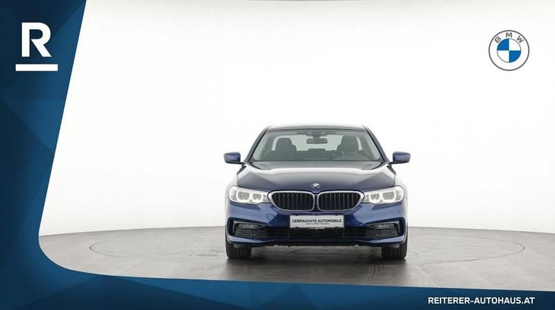 Gebraucht BMW 520 Sport Line 190 PS (139 kW) 2019 Blau Limousine