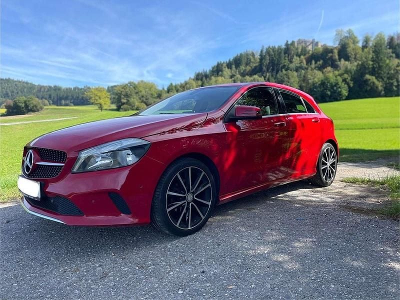 Gebraucht Mercedes A160 90 PS (66 kW) 2017 Limousine