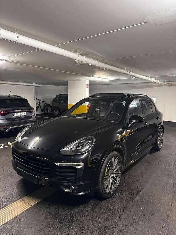 Gebraucht 2017 Porsche Cayenne Platinum Edition SUV | € 44.900 (Superpreis) - Bild 1/4