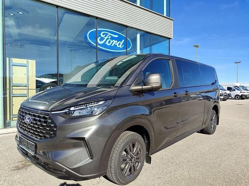 Neu Ford Tourneo Custom Titanium 136 PS (100 kW) 2025 Van