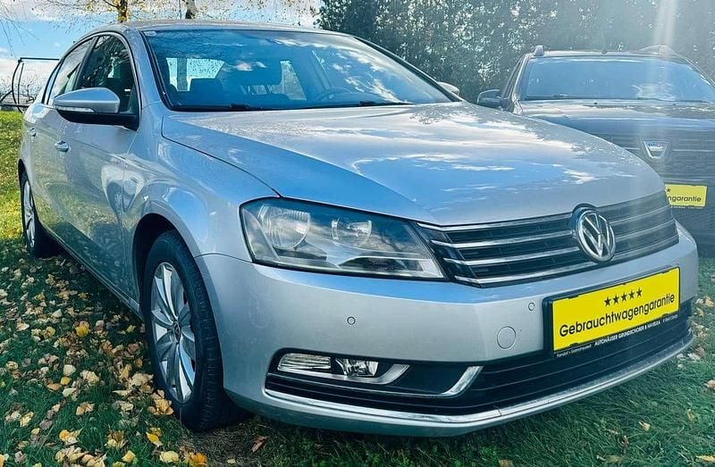 Gebraucht VW Passat Comfortline 160 PS (117 kW) 2013 Grau Limousine