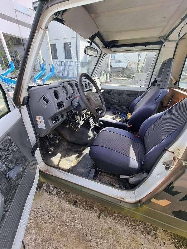 Grün Gebraucht 2000 Suzuki Samurai SUV | € 6.500 - Bild 1/4