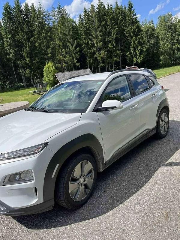 Gebraucht Hyundai Kona 150 kW (204 PS) 2020 Weiß SUV