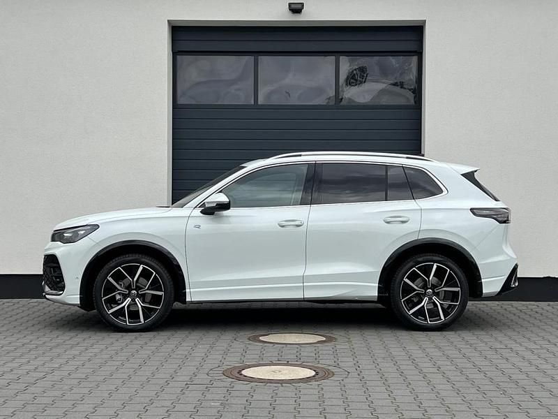 Neu 2025 VW Tiguan R-line SUV | € 62.072 (Etwas zu teuer) - Bild 1/4