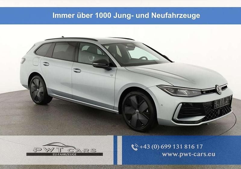 Silber Neu 2025 VW Passat R-line Kombi | € 50.894 (Guter Preis) - Bild 1/4