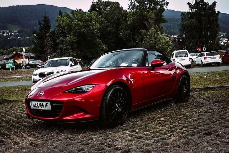 Rot Gebraucht 2016 Mazda MX5 Cabrio | € 19.000 (Fairer Preis) - Bild 1/4