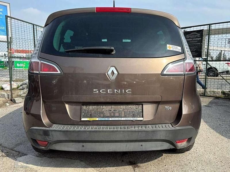 Gebraucht Renault Scénic III Authentique 116 PS (85 kW) 2012 Braun Van / Kleinbus