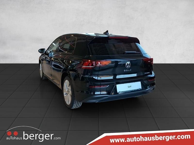 Neu VW Golf VIII 204 PS (150 kW) 2025 Schwarz  metallic Limousine