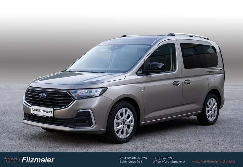 Gebraucht Ford Tourneo Connect Titanium 122 PS (89 kW) 2024 Silber Van / Kleinbus