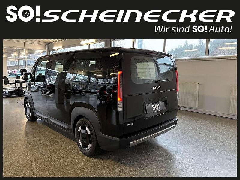 Neu Kia PV5 Earth 119 kW (163 PS) 2025 Schwarz Van / Kleinbus