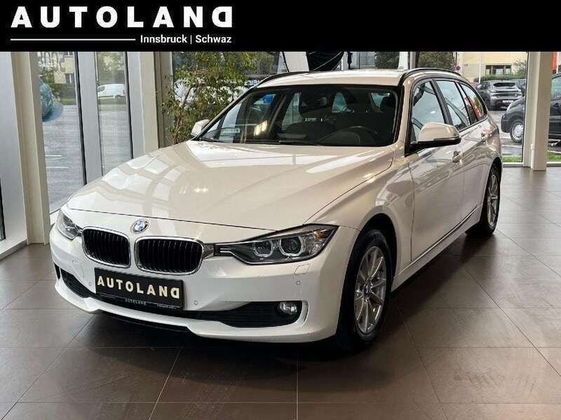 Weiß Gebraucht 2013 BMW 320 Sport Line Kombi | € 7.990 (Teuer) - Bild 1/4