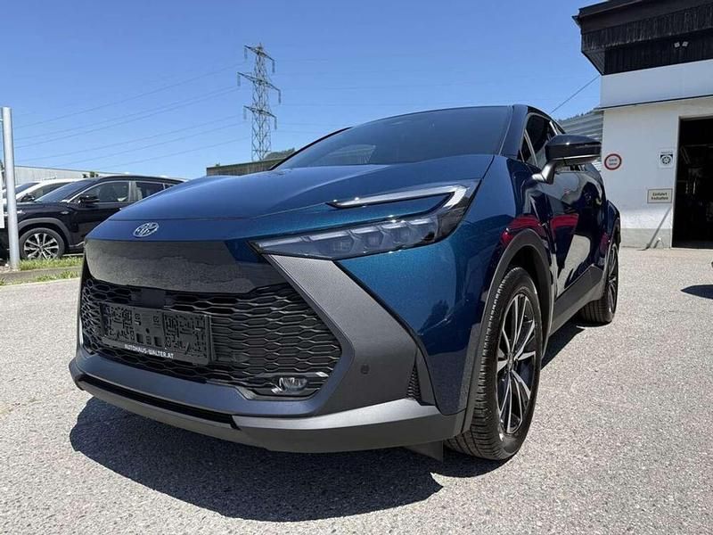Gebraucht Toyota C-HR Active 152 PS (111 kW) 2025 Blau SUV