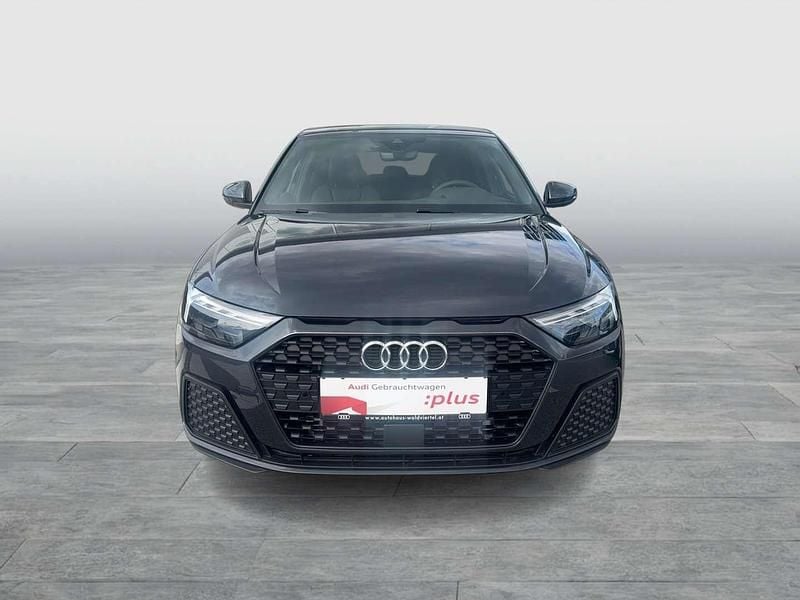 Gebraucht Audi A1 116 PS (85 kW) 2025 Grau Limousine