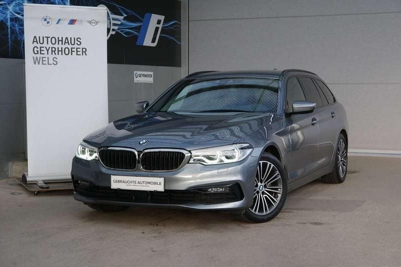 Gebraucht BMW 520 Shadowline 190 PS (139 kW) 2020 Bluestone metallic Kombi