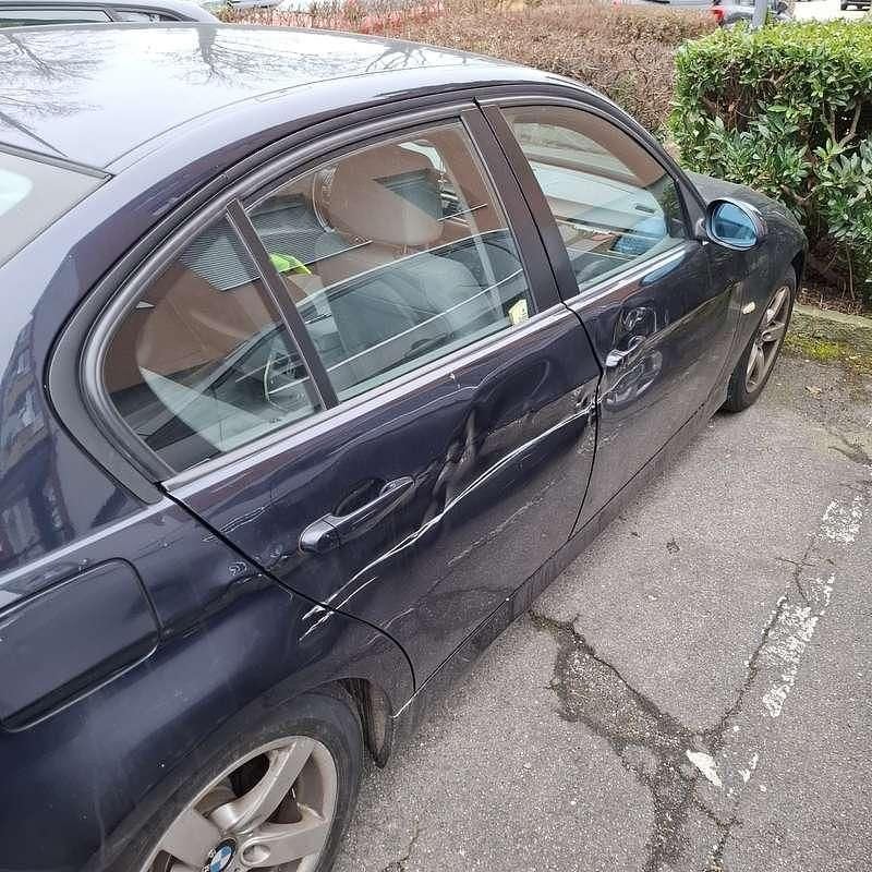 Gebraucht BMW 318 121 PS (88 kW) 2006 Limousine