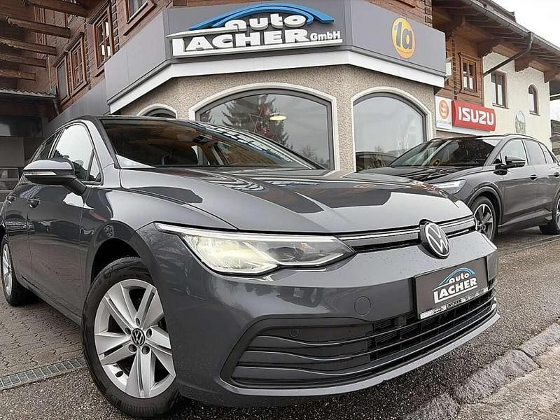 Gebraucht VW Golf Life 116 PS (85 kW) 2022 Grau Limousine