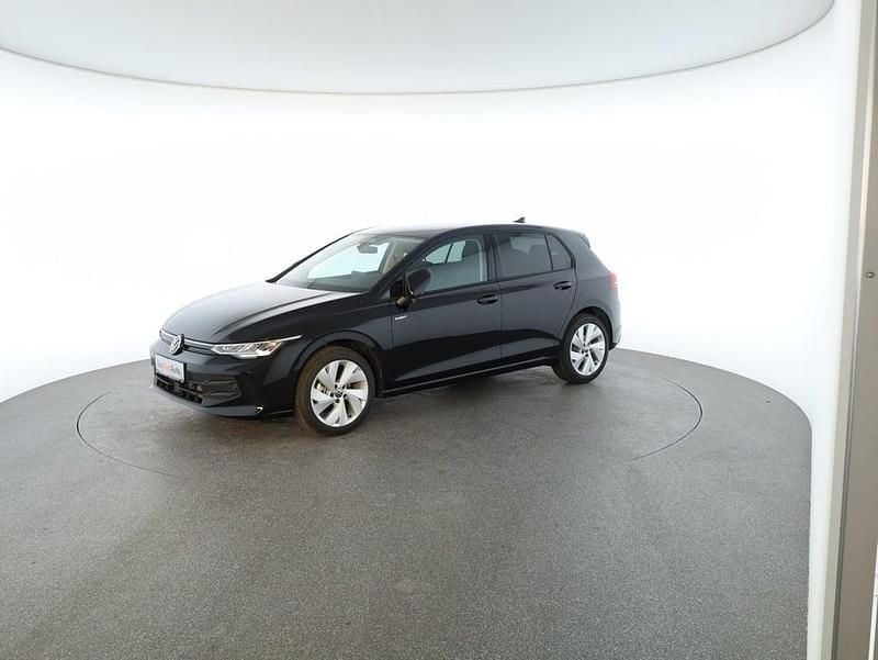 Gebraucht VW Golf VIII 116 PS (85 kW) 2025 Schwarz  metallic Limousine