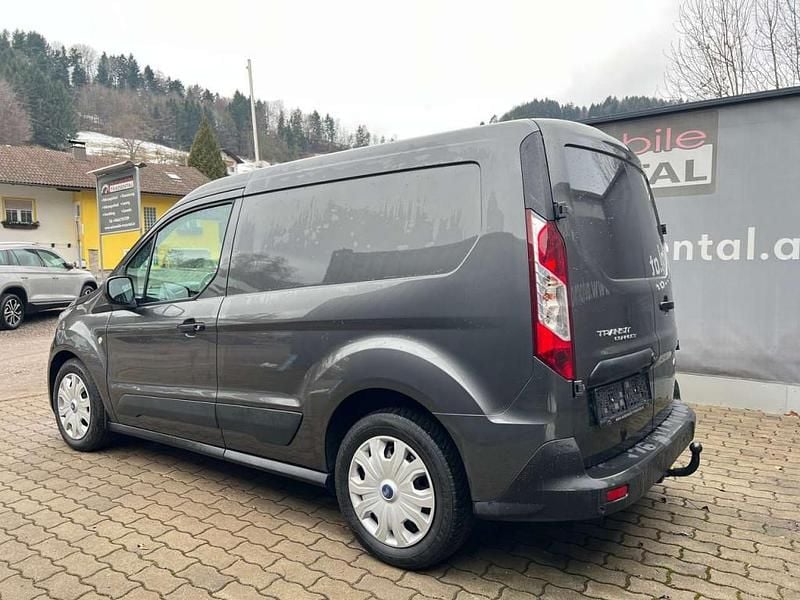 Gebraucht Ford Transit Trend 120 PS (88 kW) 2019 Grau Van