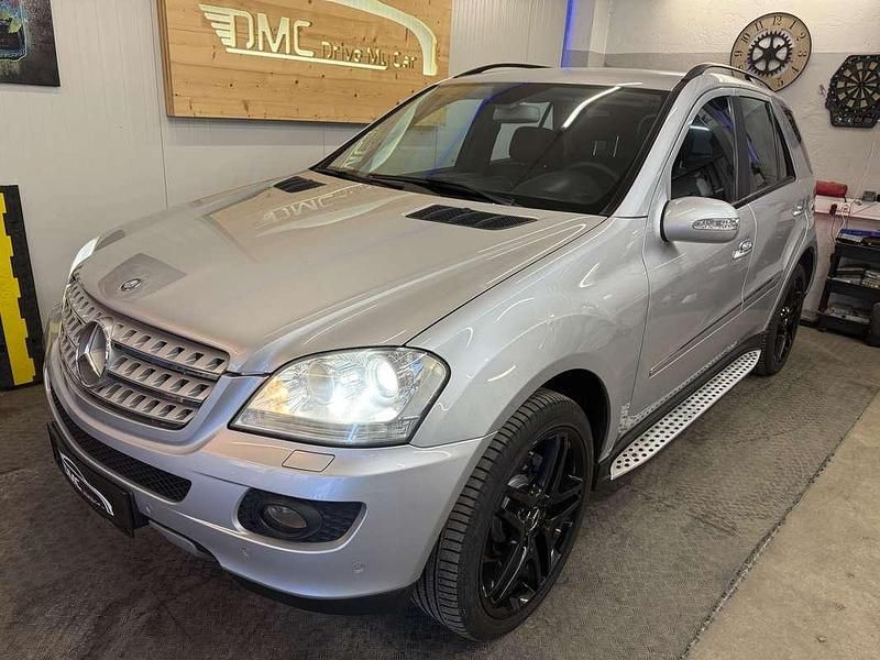 Gebraucht Mercedes ML320 224 PS (164 kW) 2007 Silber SUV