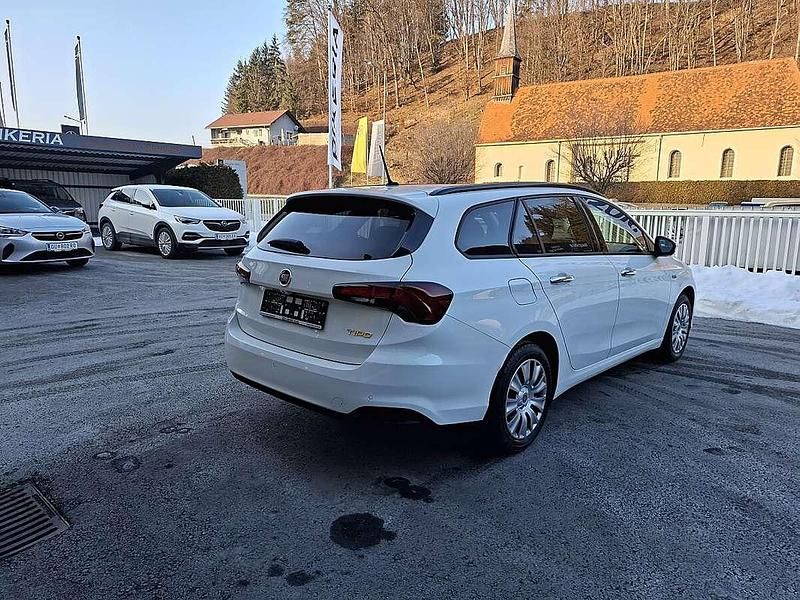 Gebraucht Fiat Tipo Lounge 120 PS (88 kW) 2019 Weiß Kombi