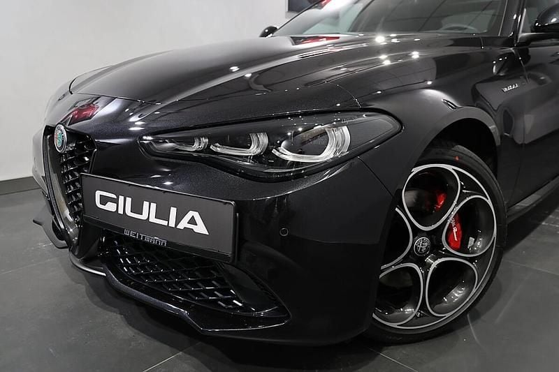 Neu Alfa Romeo Giulia Veloce 280 PS (205 kW) 2026 Schwarz Limousine
