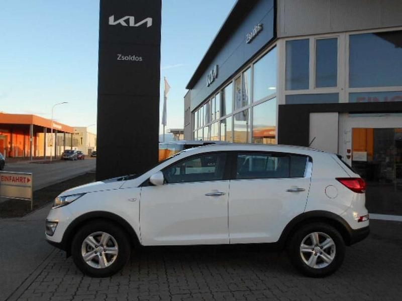 Gebraucht Kia Sportage 135 PS (99 kW) 2015 Weiß SUV