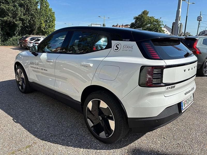 Gebraucht Volvo EX30 Plus 200 kW (272 PS) 2025 Weiß SUV