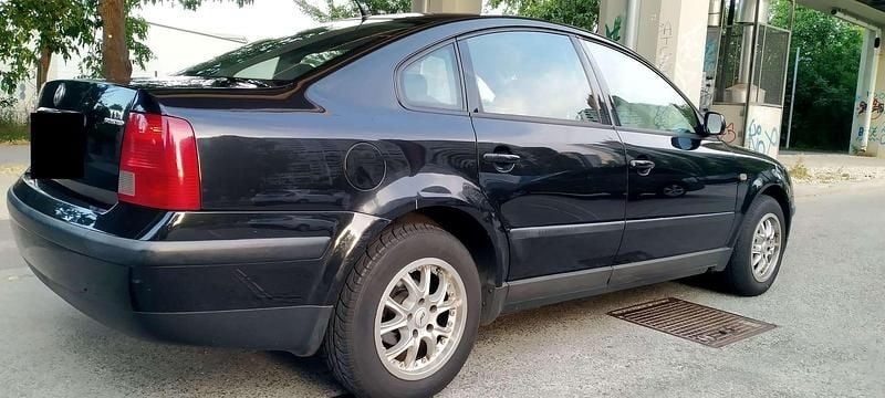 Gebraucht VW Passat 110 PS (80 kW) 1997 Schwarz Limousine