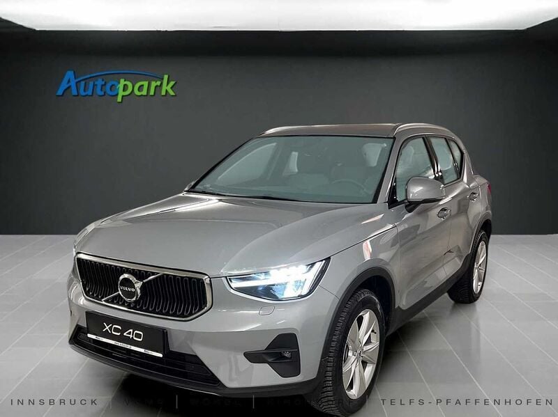 Grau Gebraucht 2023 Volvo XC40 Core SUV | € 40.890 - Bild 1/4