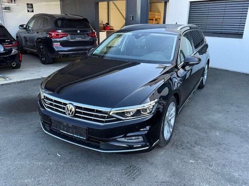 Gebraucht VW Passat R-line 190 PS (139 kW) 2020 Schwarz Kombi
