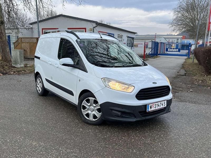 Gebraucht Ford Tourneo Trend 75 PS (55 kW) 2018 Kombi