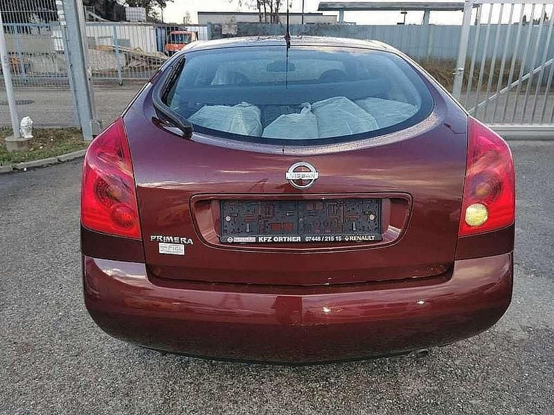 Gebraucht Nissan Primera Tekna 140 PS (102 kW) 2004 Rot Limousine