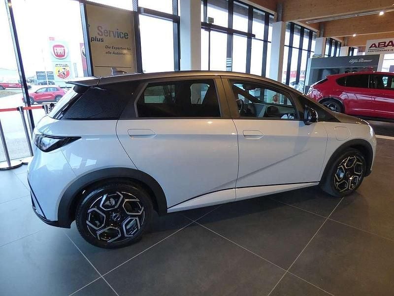 Gebraucht BYD Dolphin Design 150 kW (204 PS) 2024 Weiß Kleinwagen
