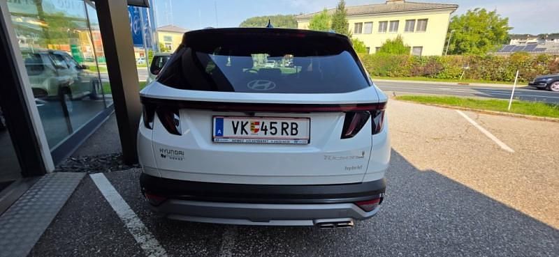 Gebraucht Hyundai Tucson 160 PS (117 kW) 2025 Serenity white / schwarz SUV