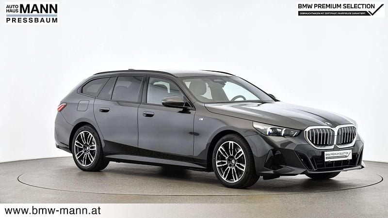Gebraucht BMW 520 M Sport 197 PS (144 kW) 2025 Grau Kombi