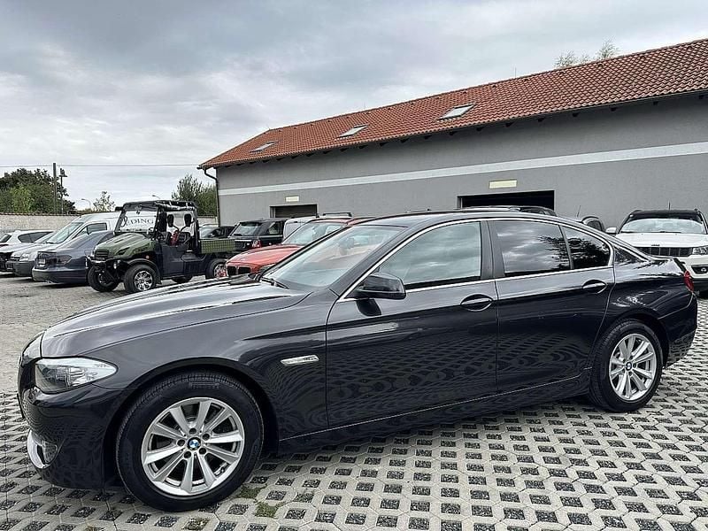 Gebraucht BMW 520 184 PS (135 kW) 2013 Schwarz Limousine