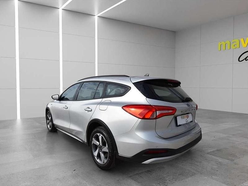 Gebraucht Ford Focus Active 120 PS (88 kW) 2021 Silber Kombi