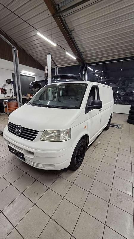 Weiß Gebraucht 2004 VW T5 Van | € 2.400 (Superpreis) - Bild 1/4